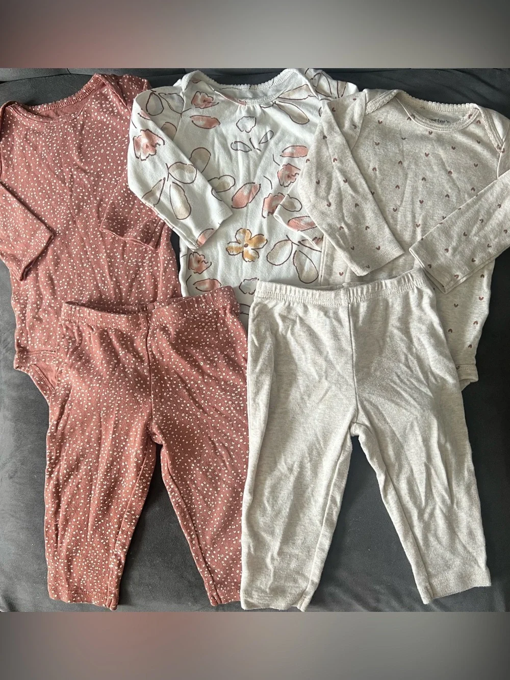 Carter's Bodysuits and Leggings Set - 9M